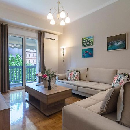 אתונה Acropolis View 2Bd Apt Next To Museum & Metro מראה חיצוני תמונה