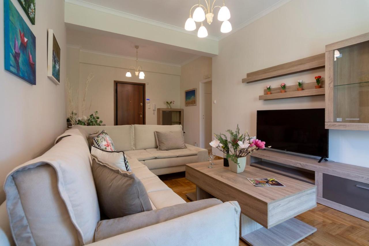 אתונה Acropolis View 2Bd Apt Next To Museum & Metro מראה חיצוני תמונה